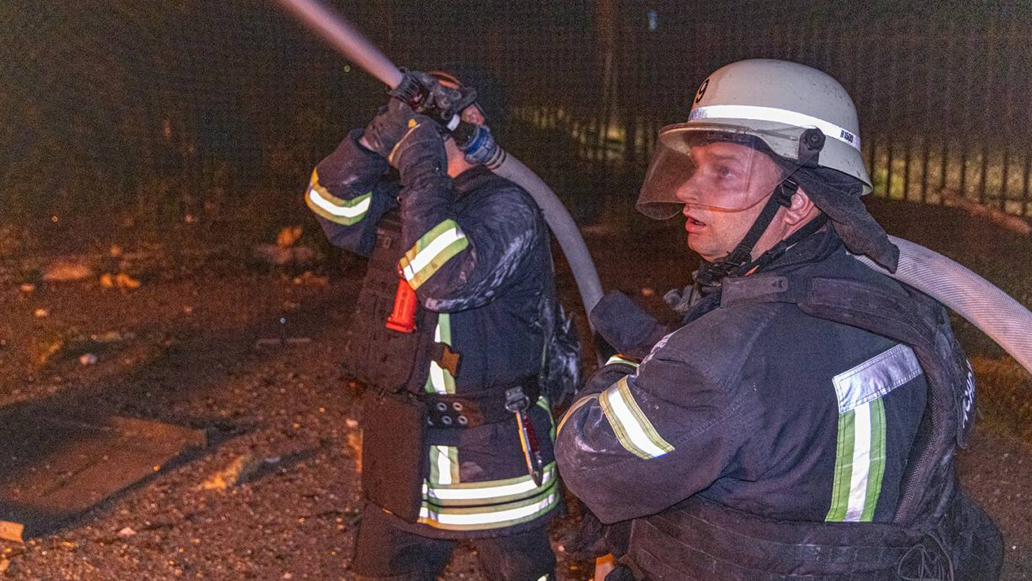 Через повторний удар по Харкову постраждали рятувальники — фото - 290x166